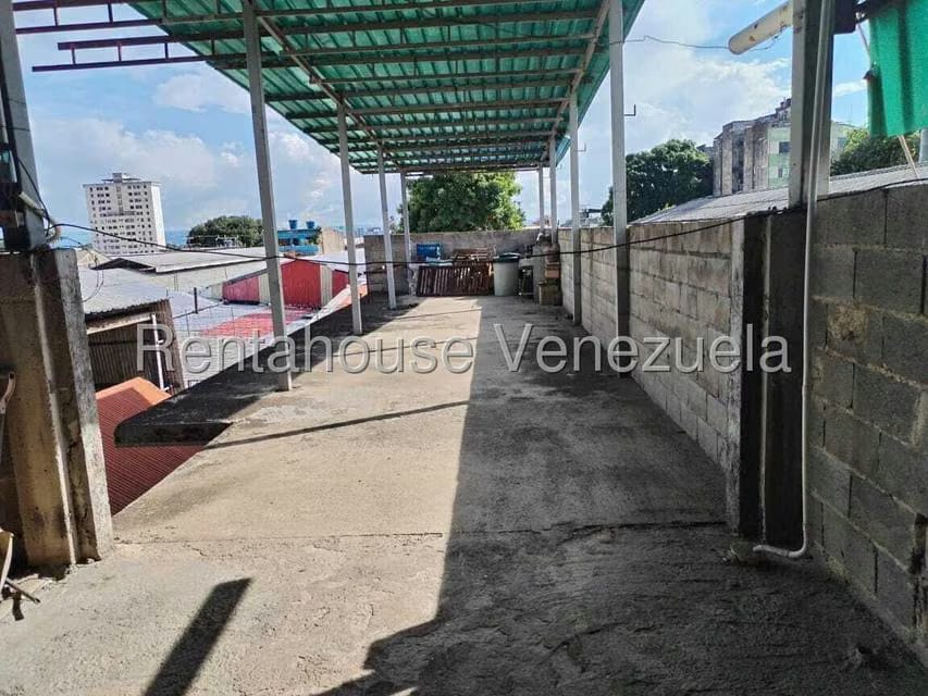 Comercial (Local Comercial) en Venta en San Blas, Carabobo - 28