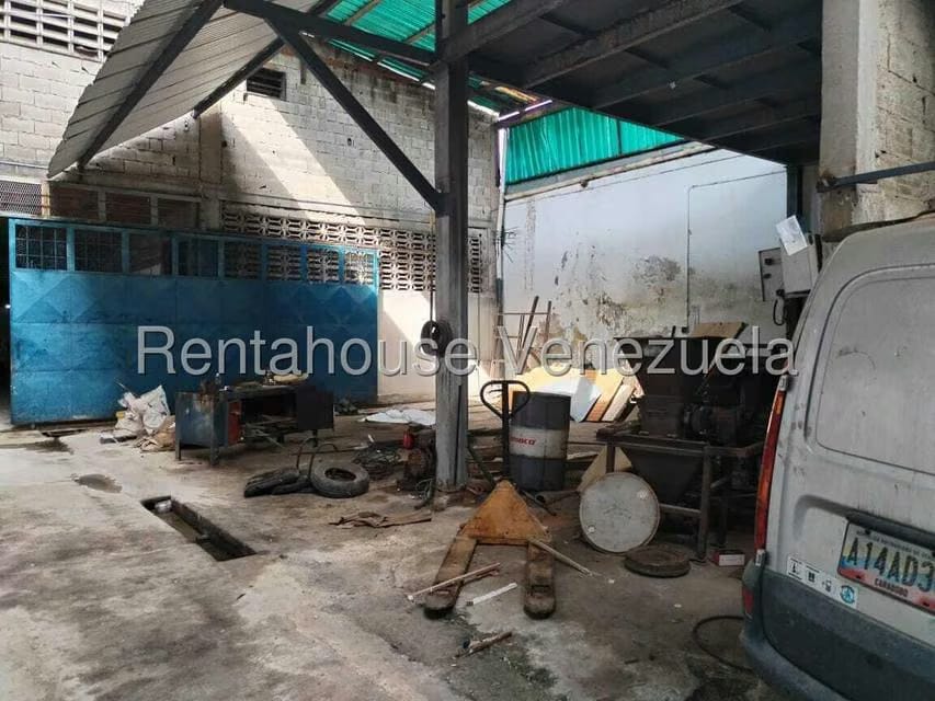 Comercial (Local Comercial) en Venta en San Blas, Carabobo - 38