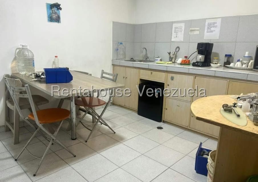 Comercial (Local Comercial) en Venta en El Recreo, Distrito Metropolitano - 13