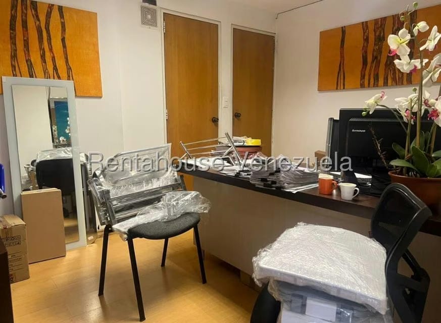 Comercial (Local Comercial) en Venta en El Recreo, Distrito Metropolitano - 16