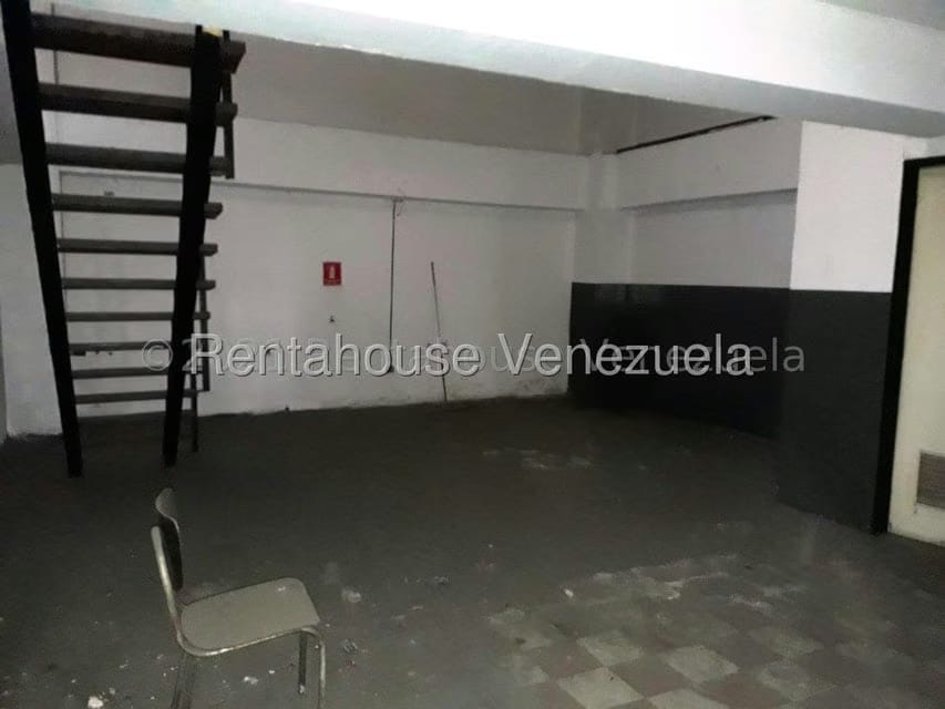 Comercial (Local Comercial) en Venta en El Paraiso, Distrito Metropolitano - 13