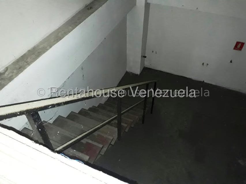 Comercial (Local Comercial) en Venta en El Paraiso, Distrito Metropolitano - 16