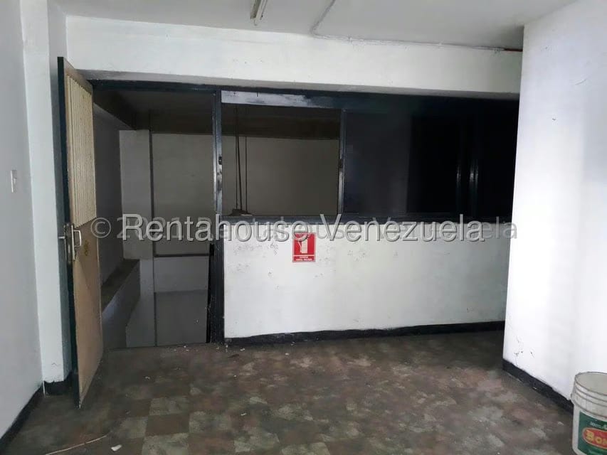 Comercial (Local Comercial) en Venta en El Paraiso, Distrito Metropolitano - 19