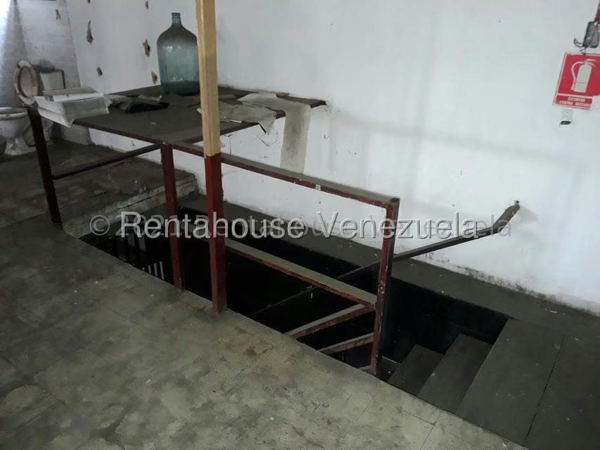 Comercial (Local Comercial) en Venta en El Paraiso, Distrito Metropolitano - 24