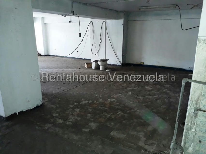Comercial (Local Comercial) en Venta en El Paraiso, Distrito Metropolitano - 26