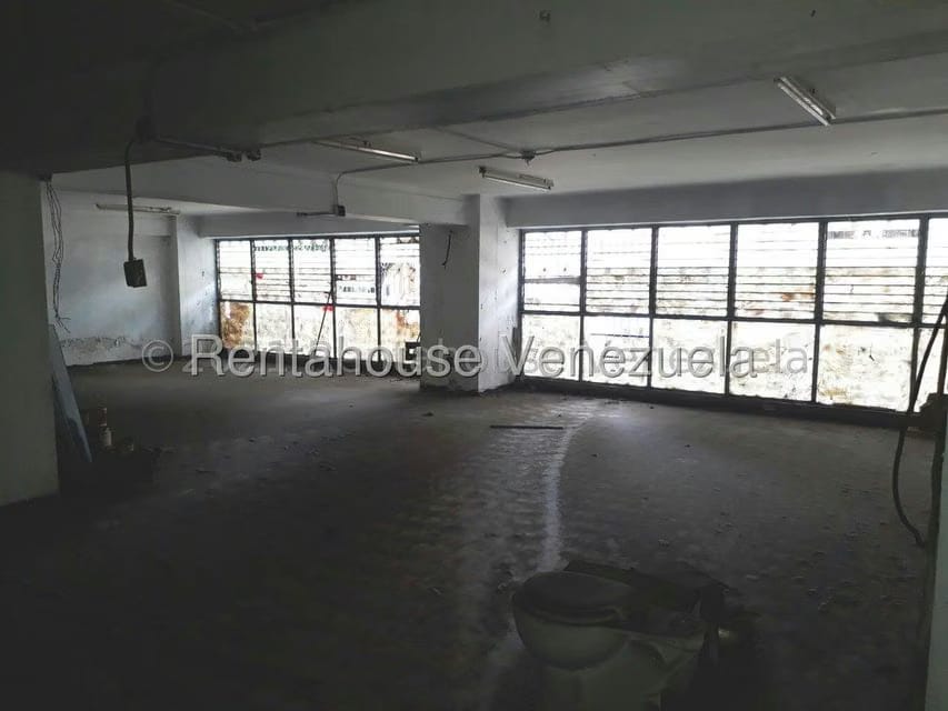 Comercial (Local Comercial) en Venta en El Paraiso, Distrito Metropolitano - 28