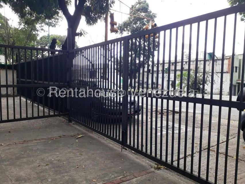 Comercial (Local Comercial) en Venta en El Paraiso, Distrito Metropolitano - 29