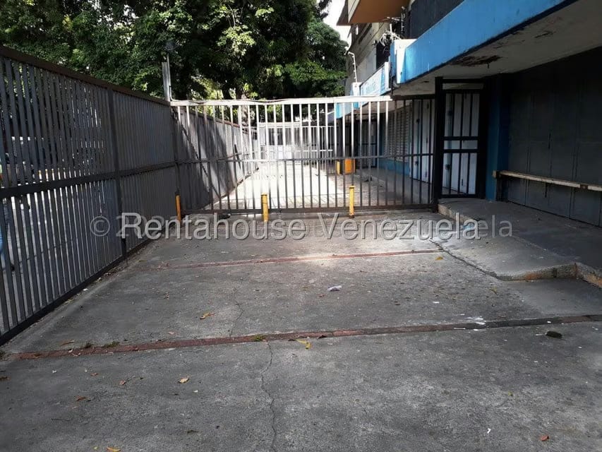 Comercial (Local Comercial) en Venta en El Paraiso, Distrito Metropolitano - 5