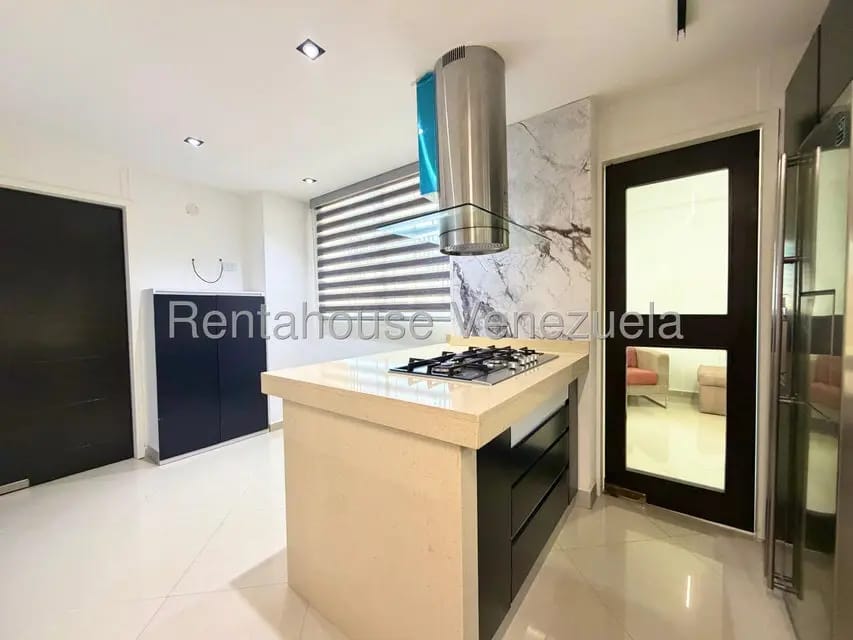 Apartamento (1 Nivel) en Venta en Triangulo del Este, Lara - 11