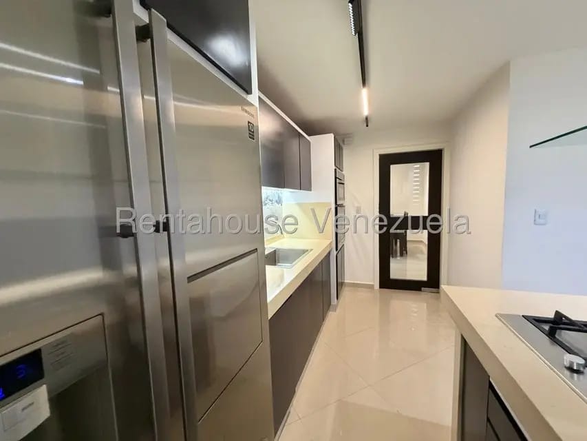 Apartamento (1 Nivel) en Venta en Triangulo del Este, Lara - 15
