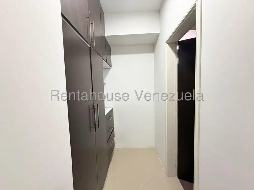 Apartamento (1 Nivel) en Venta en Triangulo del Este, Lara - 21