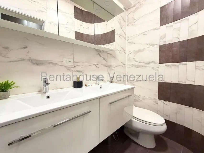 Apartamento (1 Nivel) en Venta en Triangulo del Este, Lara - 22