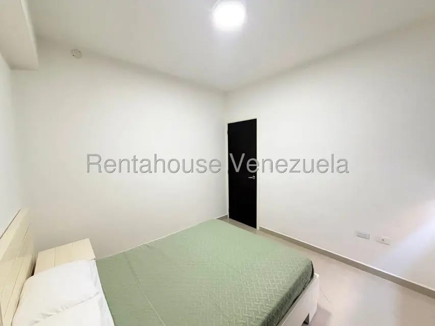 Apartamento (1 Nivel) en Venta en Triangulo del Este, Lara - 28