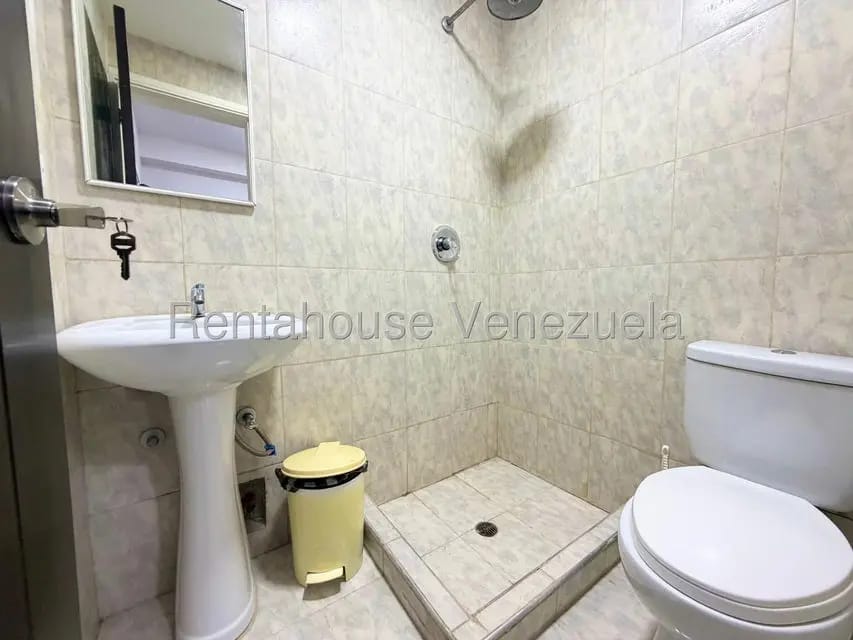 Apartamento (1 Nivel) en Venta en Triangulo del Este, Lara - 30
