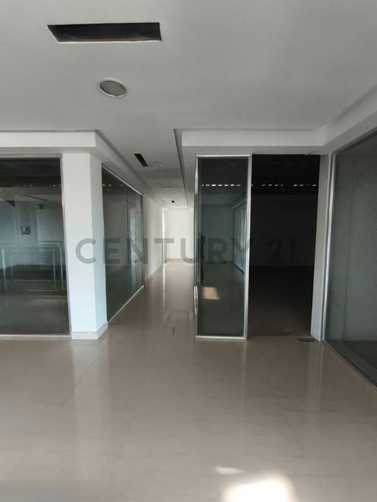 oficinas en venta Centro Comercial Amazonia desde 600 mt2 nivel completo - 16
