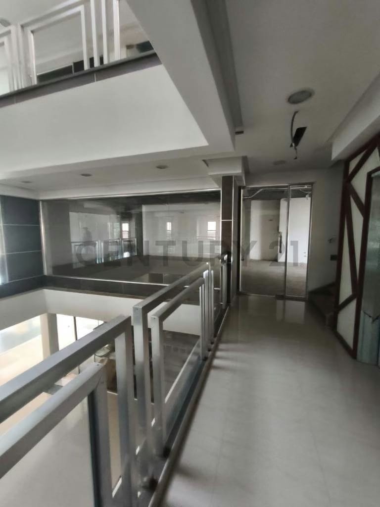 oficinas en venta Centro Comercial Amazonia desde 600 mt2 nivel completo - 21