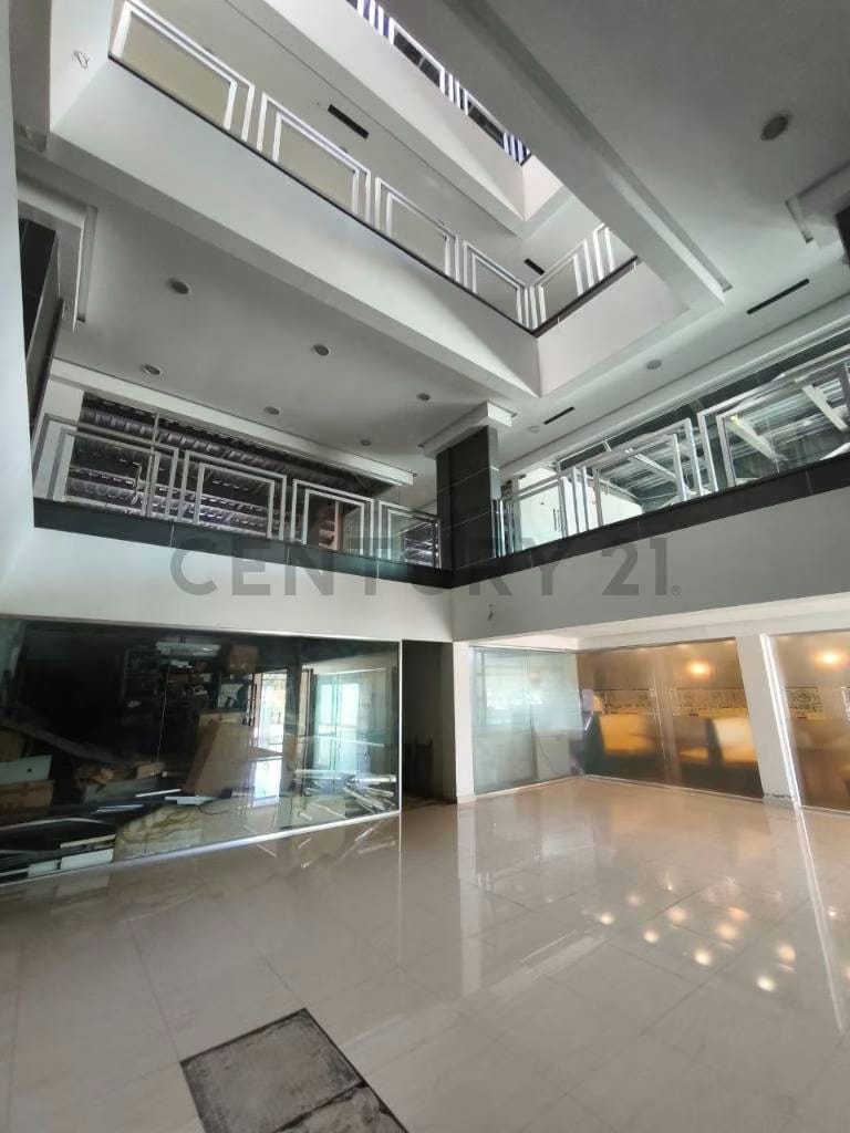 oficinas en venta Centro Comercial Amazonia desde 600 mt2 nivel completo - 27