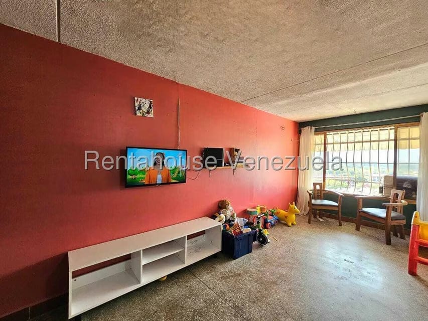 Apartamento (1 Nivel) en Venta en Zona Centro, Aragua - 2