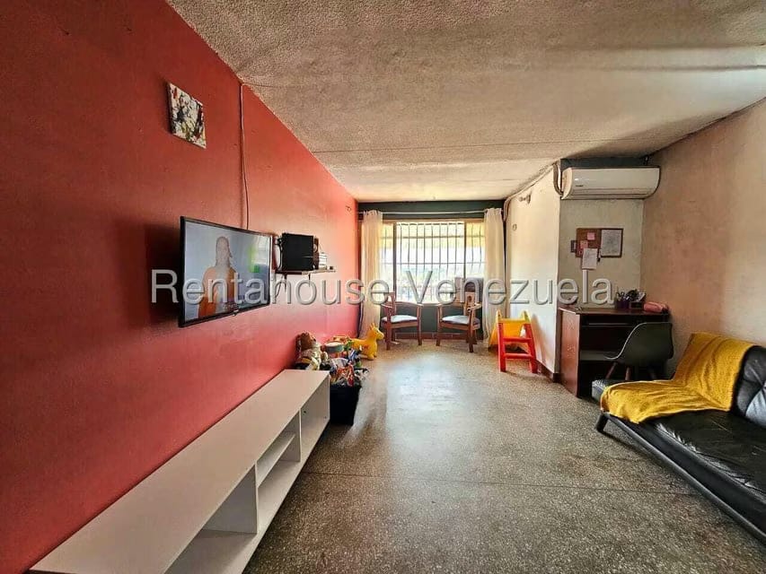 Apartamento (1 Nivel) en Venta en Zona Centro, Aragua - 8