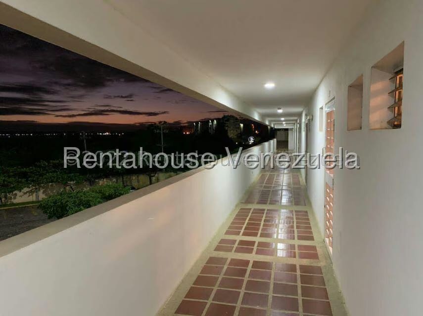 Apartamento (1 Nivel) en Venta en Agua Sal, Miranda - 3