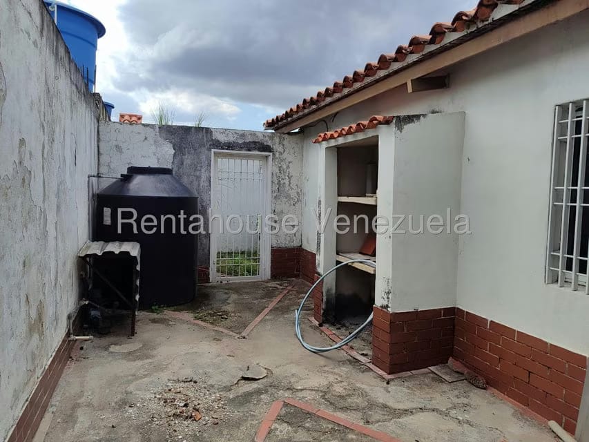 Casa (1 Nivel) en Venta en Quinta Grande, Aragua - 33