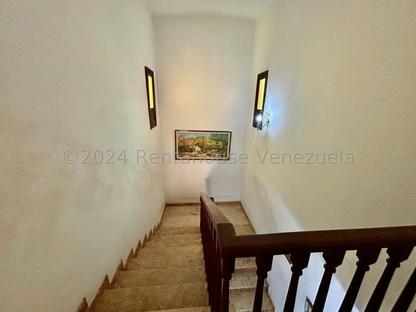 Casa (Duplex) en Venta en La Viña, Carabobo - 24
