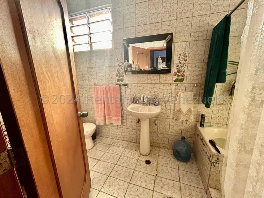 Casa (Duplex) en Venta en La Viña, Carabobo - 38