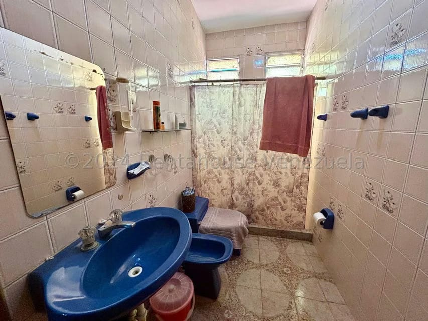 Casa (Duplex) en Venta en La Viña, Carabobo - 48