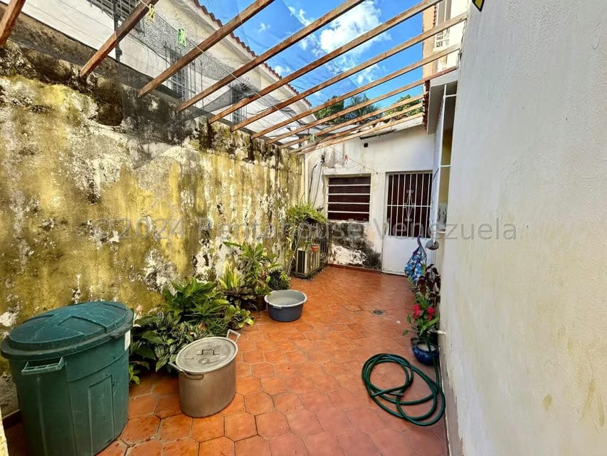 Casa (Duplex) en Venta en La Viña, Carabobo - 57