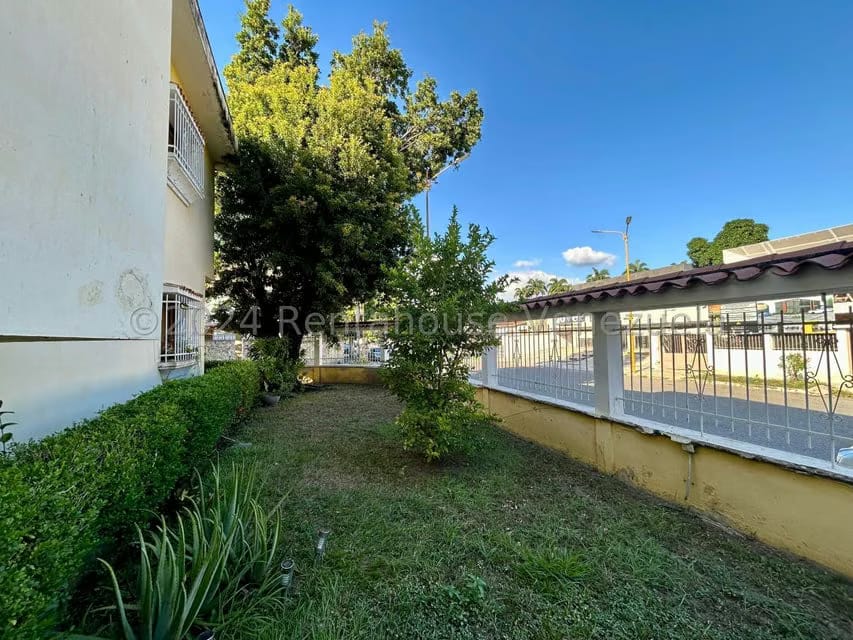 Casa (Duplex) en Venta en La Viña, Carabobo - 73