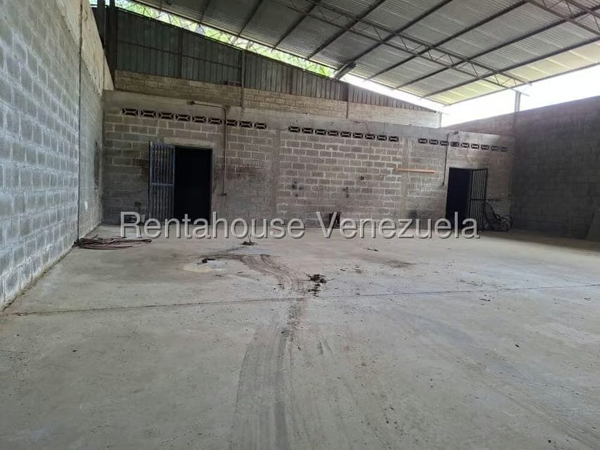 Comercial (Galpon - Deposito) en Venta en Santa Lucia, Miranda - 16