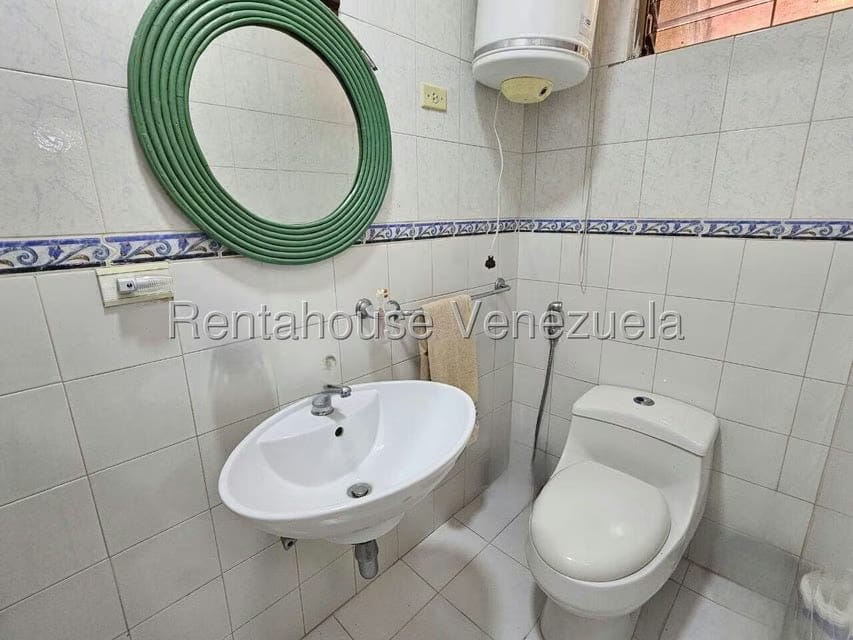 Townhouse (1 Nivel) en Venta en El Hatillo, Distrito Metropolitano - 32