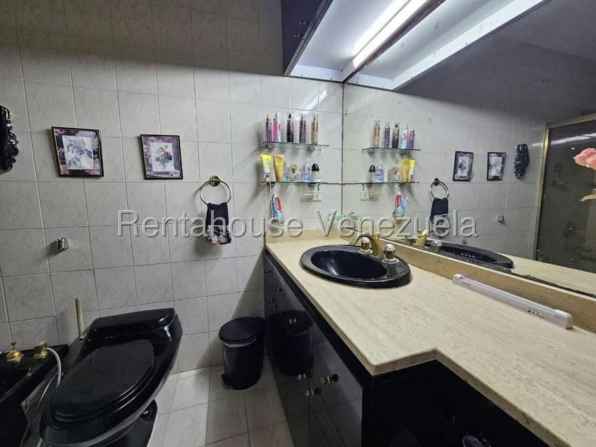 Townhouse (1 Nivel) en Venta en El Hatillo, Distrito Metropolitano - 37