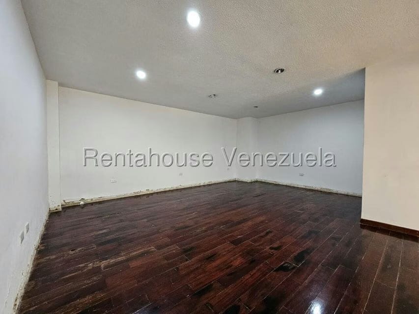 Townhouse (1 Nivel) en Venta en El Hatillo, Distrito Metropolitano - 63