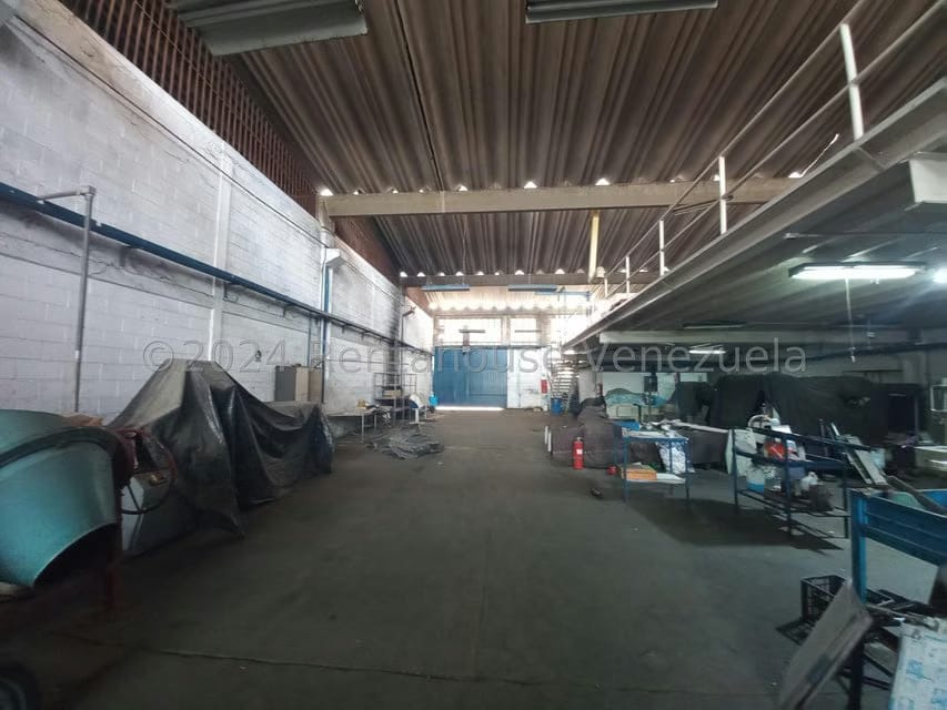 Comercial (Galpon - Deposito) en Venta en Zona Industrial 2, Lara - 11