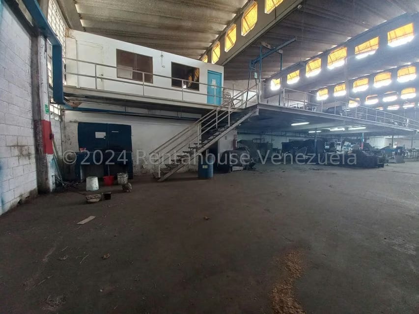 Comercial (Galpon - Deposito) en Venta en Zona Industrial 2, Lara - 14