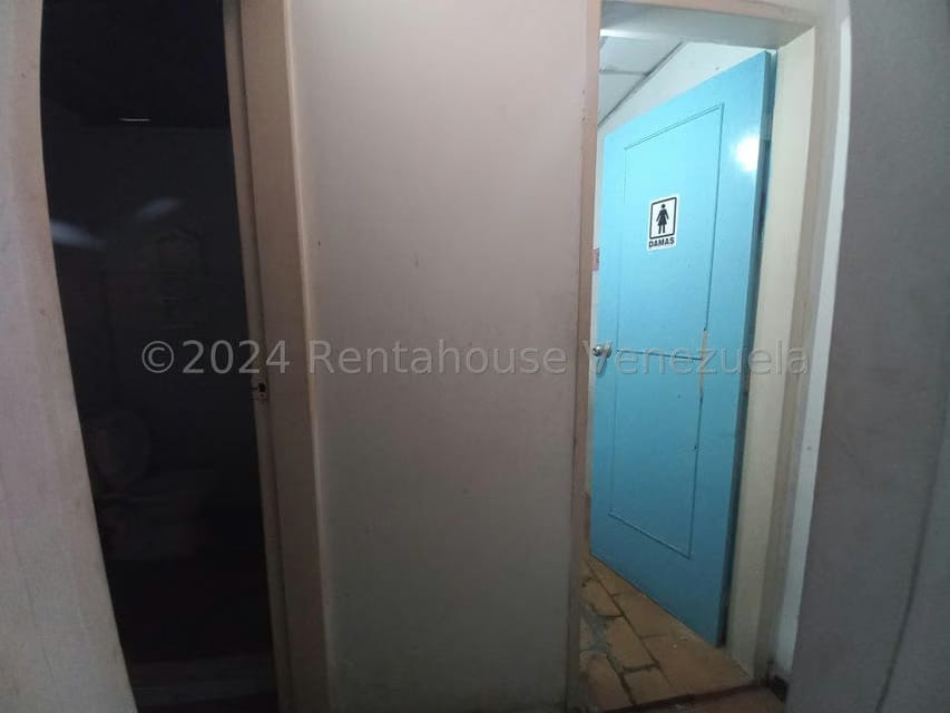 Comercial (Galpon - Deposito) en Venta en Zona Industrial 2, Lara - 29