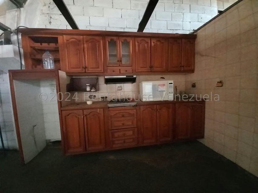 Comercial (Galpon - Deposito) en Venta en Zona Industrial 2, Lara - 39