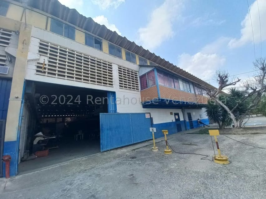 Comercial (Galpon - Deposito) en Venta en Zona Industrial 2, Lara - 50