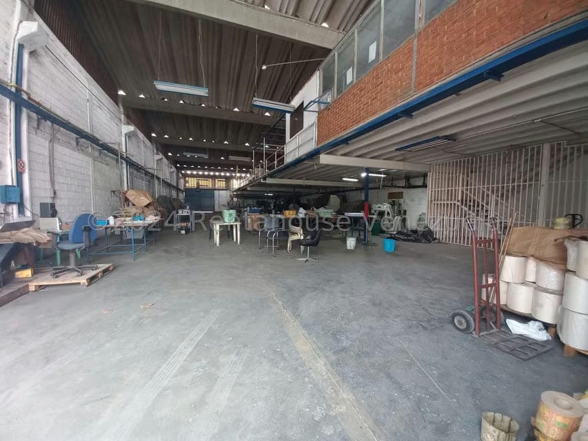 Comercial (Galpon - Deposito) en Venta en Zona Industrial 2, Lara - 52