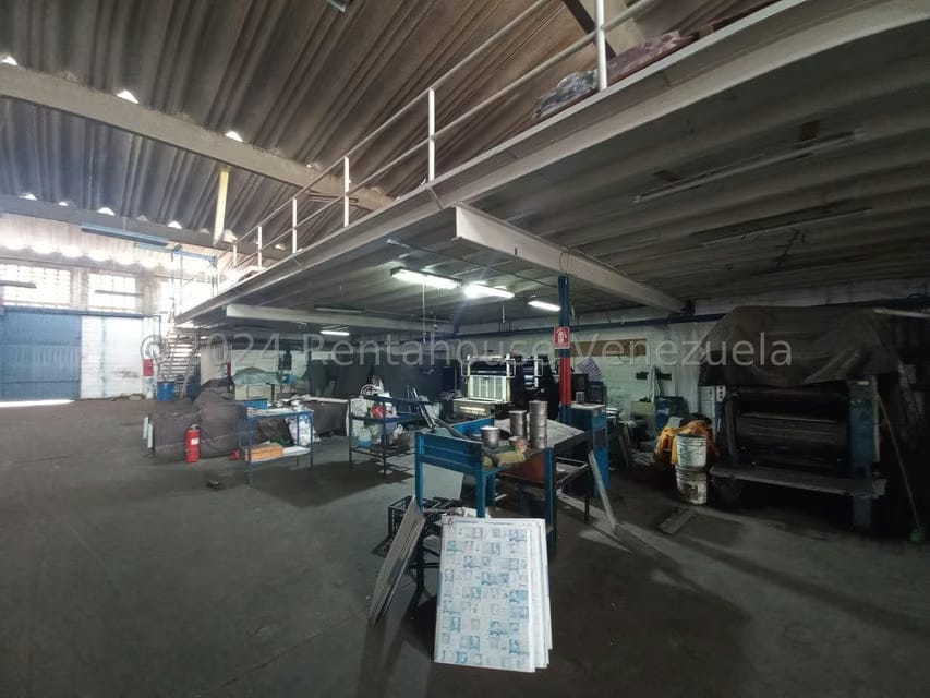 Comercial (Galpon - Deposito) en Venta en Zona Industrial 2, Lara - 10