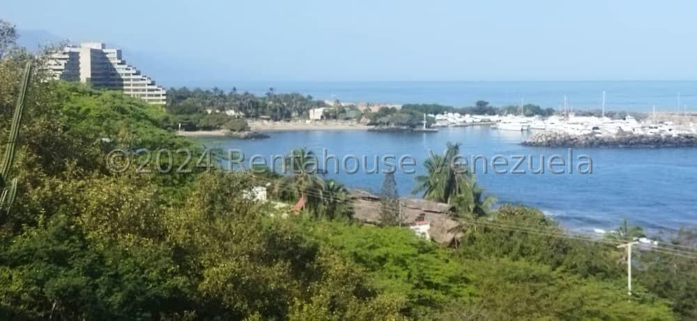 Terreno (Comercial) en Venta en Playa Grande, Vargas - 3