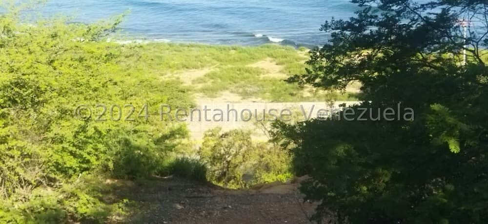 Terreno (Comercial) en Venta en Playa Grande, Vargas - 35
