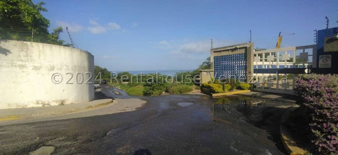 Terreno (Comercial) en Venta en Playa Grande, Vargas - 42