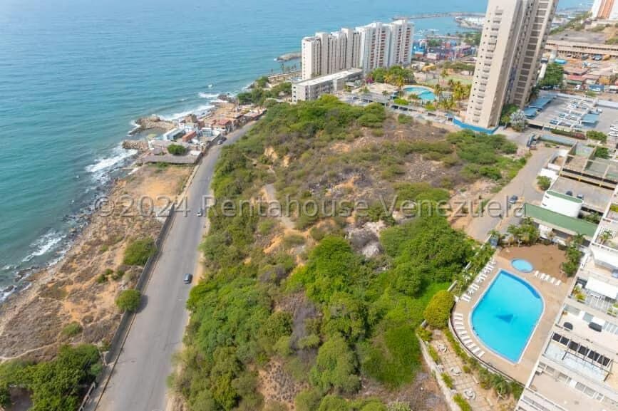 Terreno (Comercial) en Venta en Playa Grande, Vargas - 9