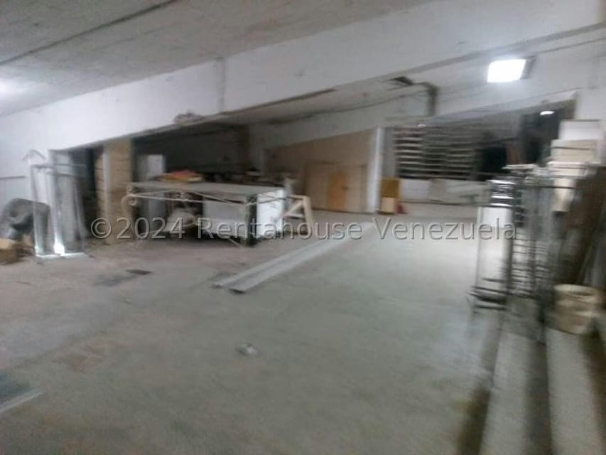 Comercial (Local Comercial) en Venta en Trapichito, Miranda - 2