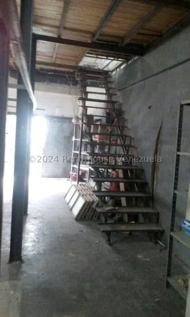 Comercial (Local Comercial) en Venta en Trapichito, Miranda - 22