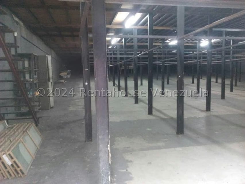 Comercial (Local Comercial) en Venta en Trapichito, Miranda - 23