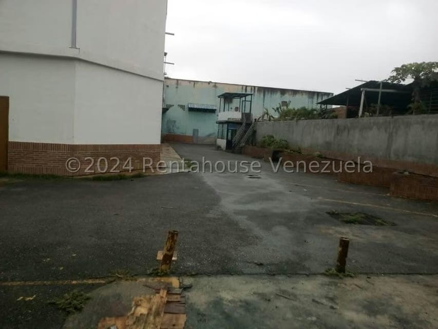 Comercial (Local Comercial) en Venta en Trapichito, Miranda - 25