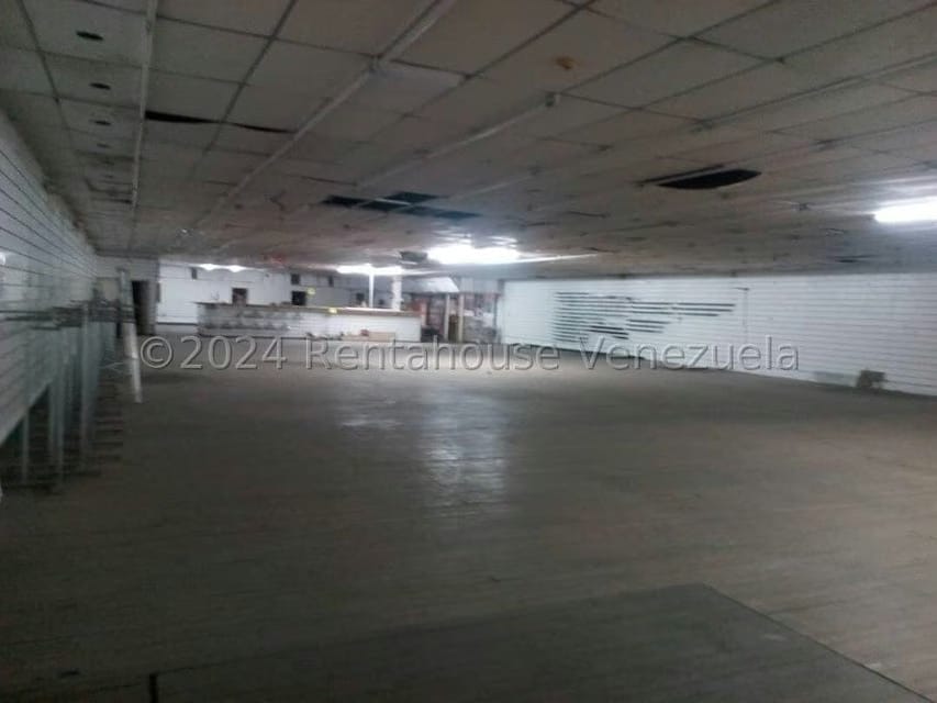 Comercial (Local Comercial) en Venta en Trapichito, Miranda - 38